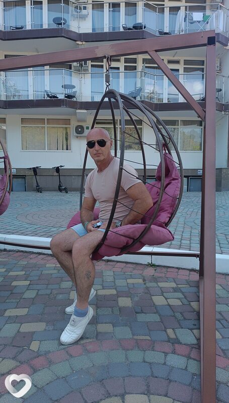Толя