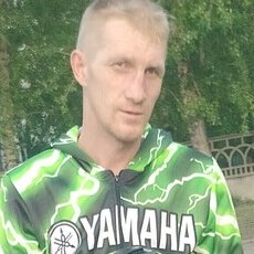 Артём