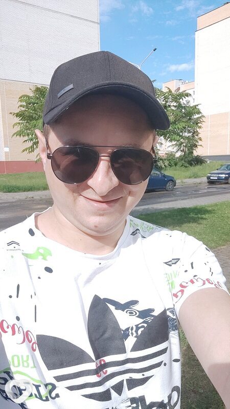 Толя