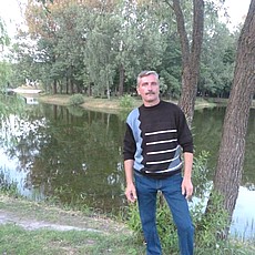 Артём