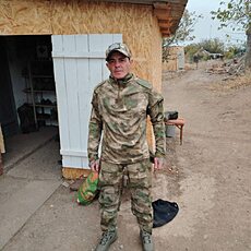 Артём