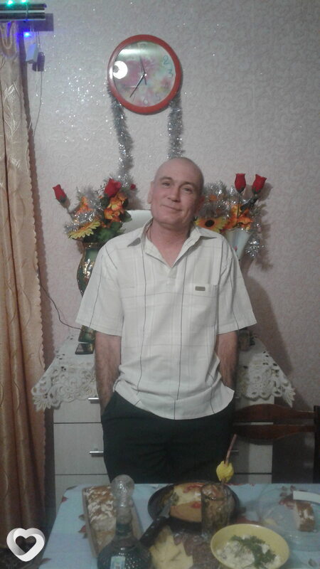 Артём