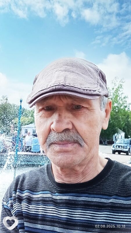 Валя