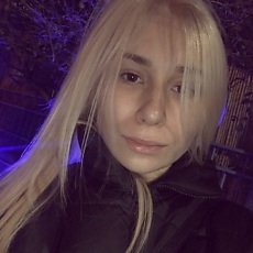 Оля