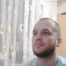 Артём