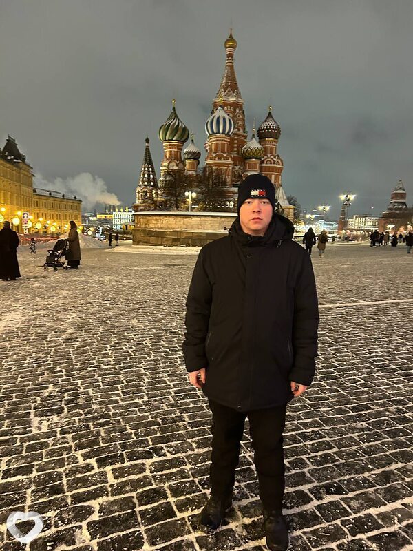 Виктор