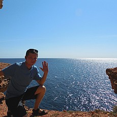 Артём