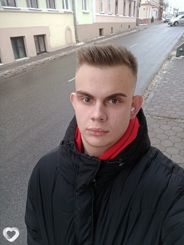 Денис