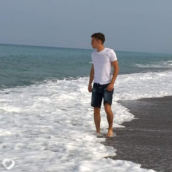 Вася