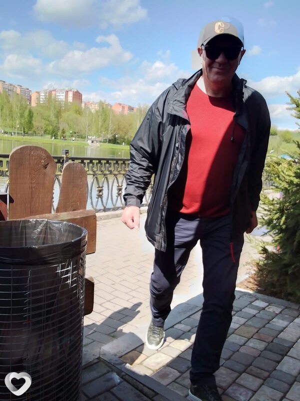 Толя