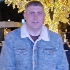 Толя