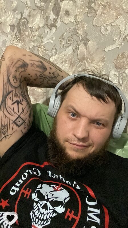 Толя