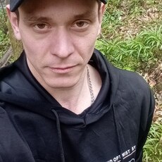 Артём