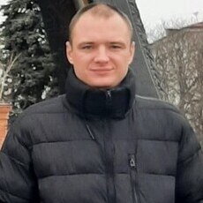 Артём