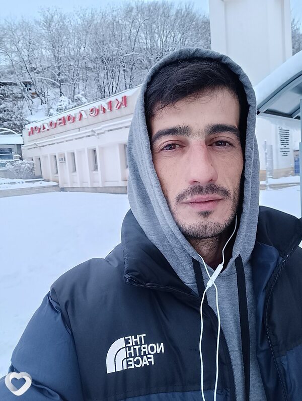 Валя