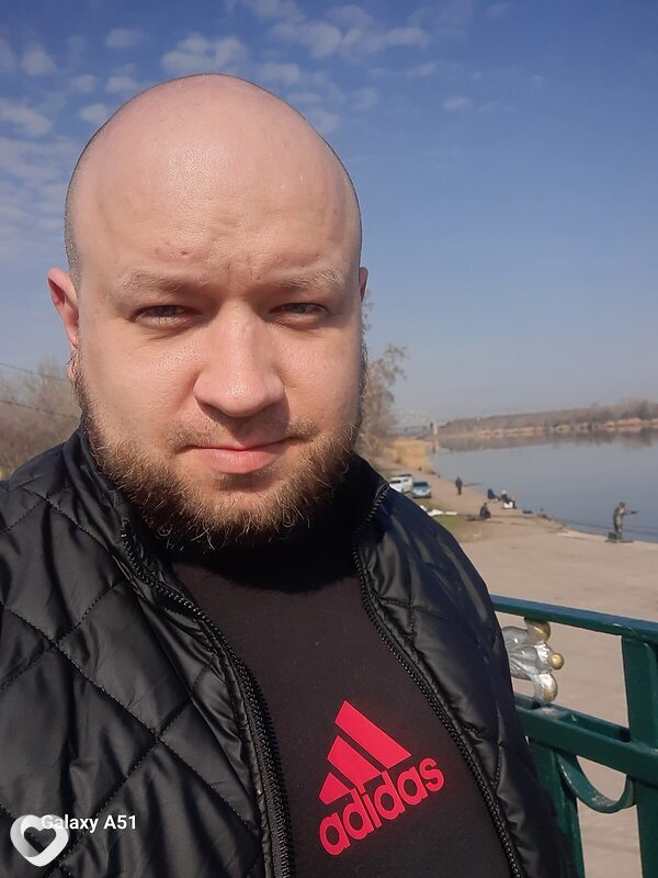 Виктор