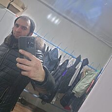 Илья