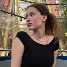 Полина
