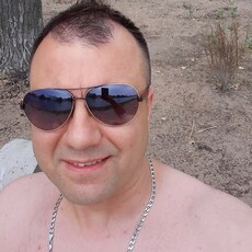 Денис