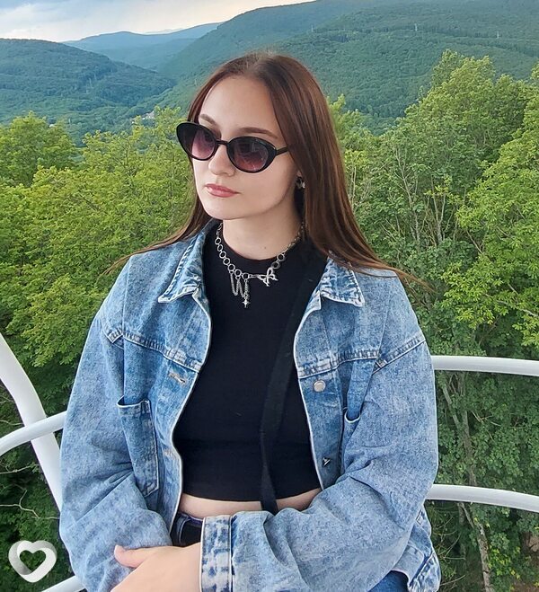 Юля