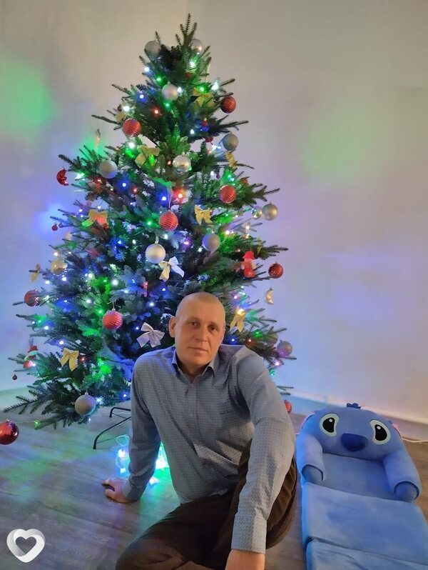 Толя
