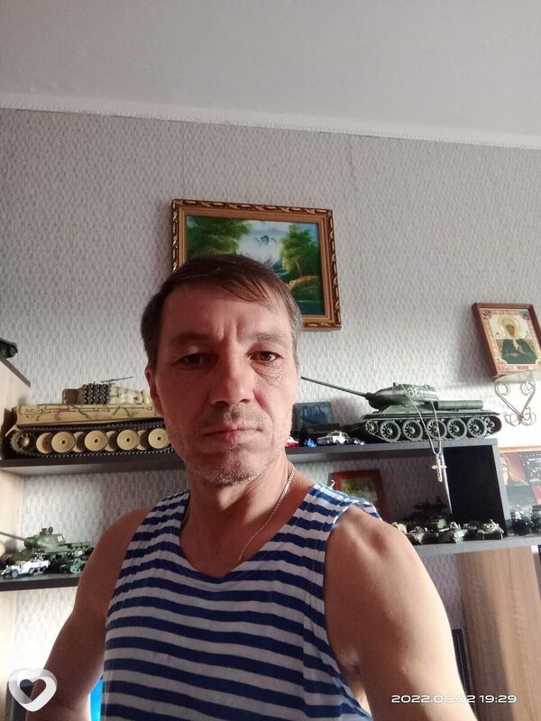 Толя