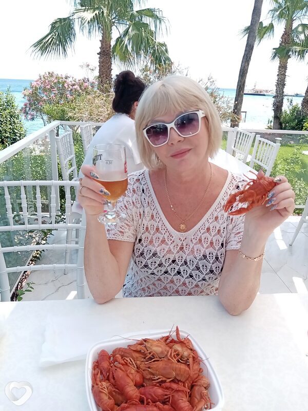 Юля