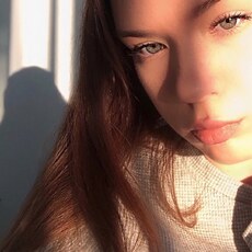 Оля