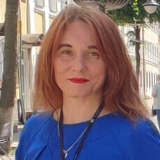 Полина