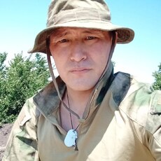 Артём