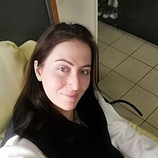 Валя