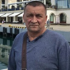 Назар