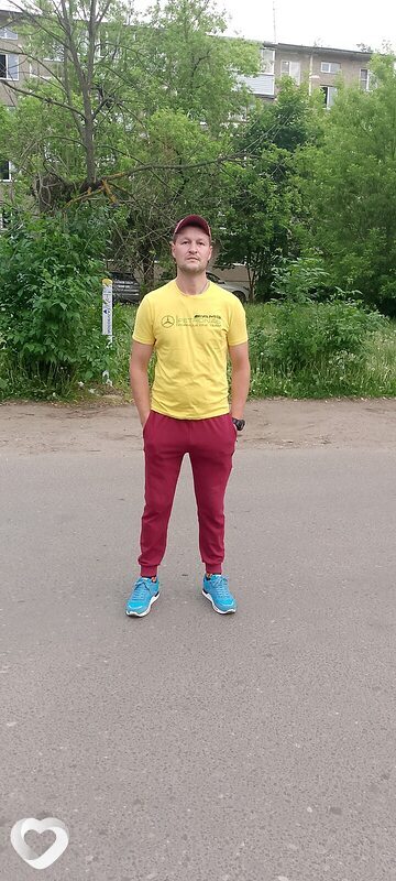 Лёня