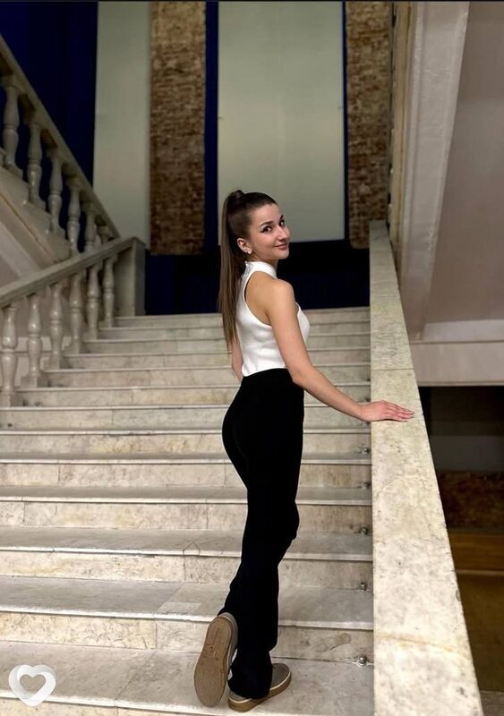 Мила