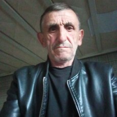 Юрий