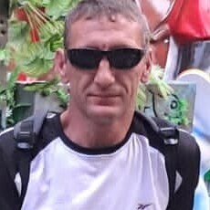 Артём