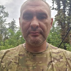 Виктор