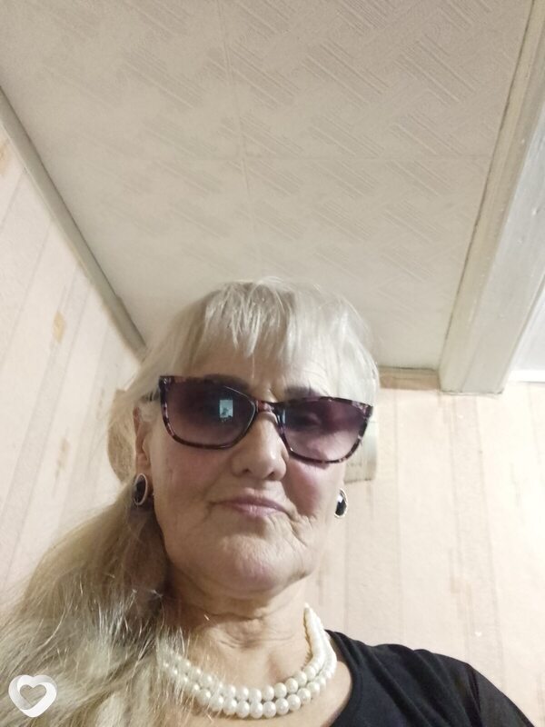 Света