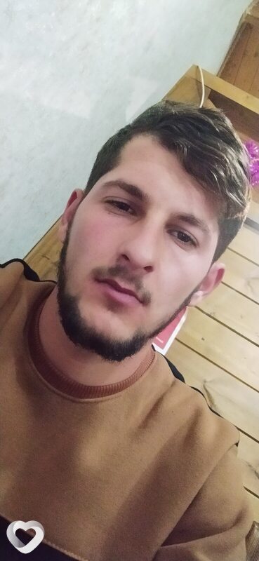 Валя