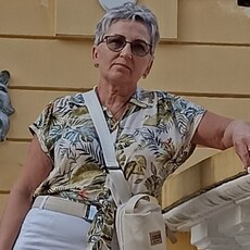 Илона