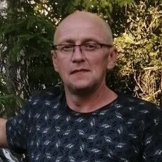 Артём