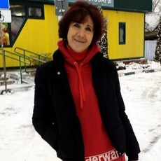 Валя