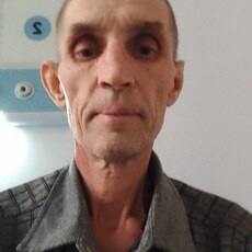 Артём