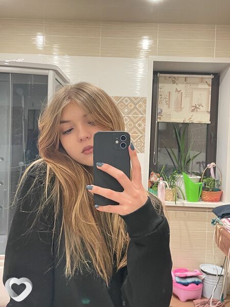 Валя