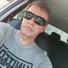 Лев