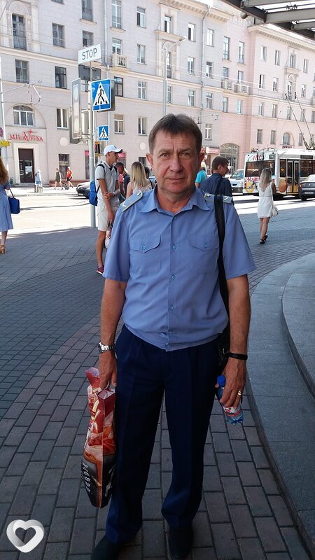 Артём