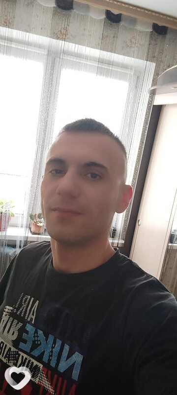 Максим
