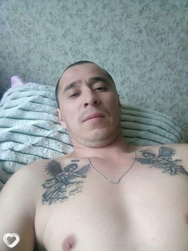 Артём
