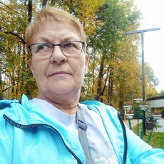 Надя