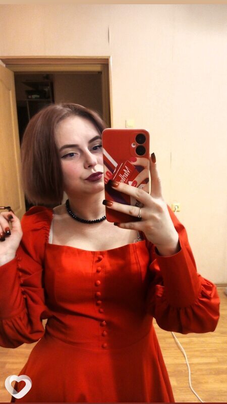 Оля